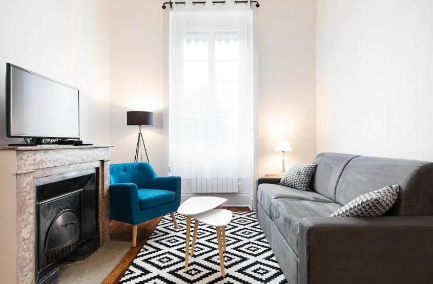 Appartement 2 Pieces Jean Mace Et Stationnement Lyon Zewnętrze zdjęcie