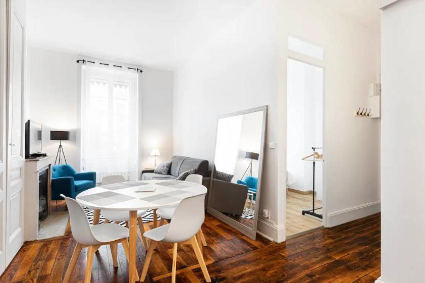 Appartement 2 Pieces Jean Mace Et Stationnement Lyon Zewnętrze zdjęcie